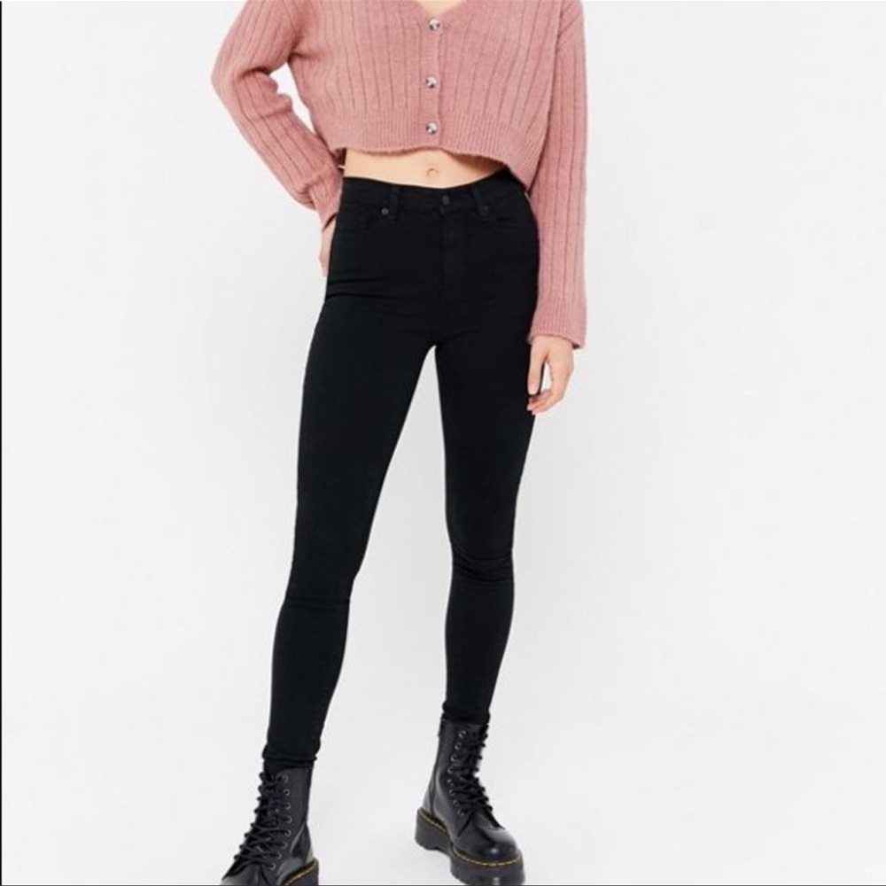 BDG women’s black skinny jeans size 28 like new